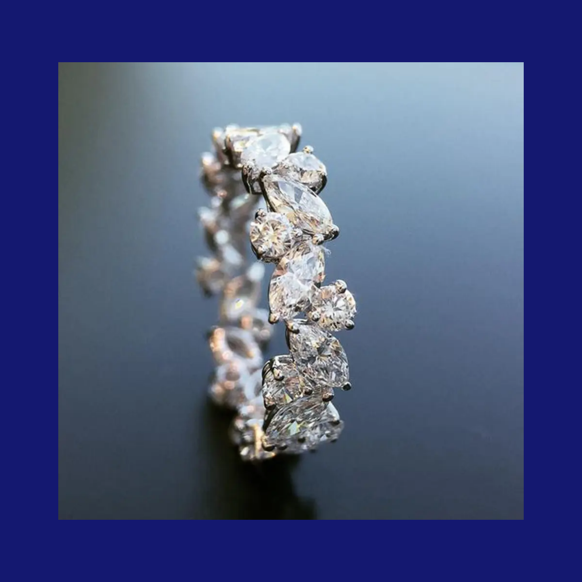 Anillo de Zirconia banda completa