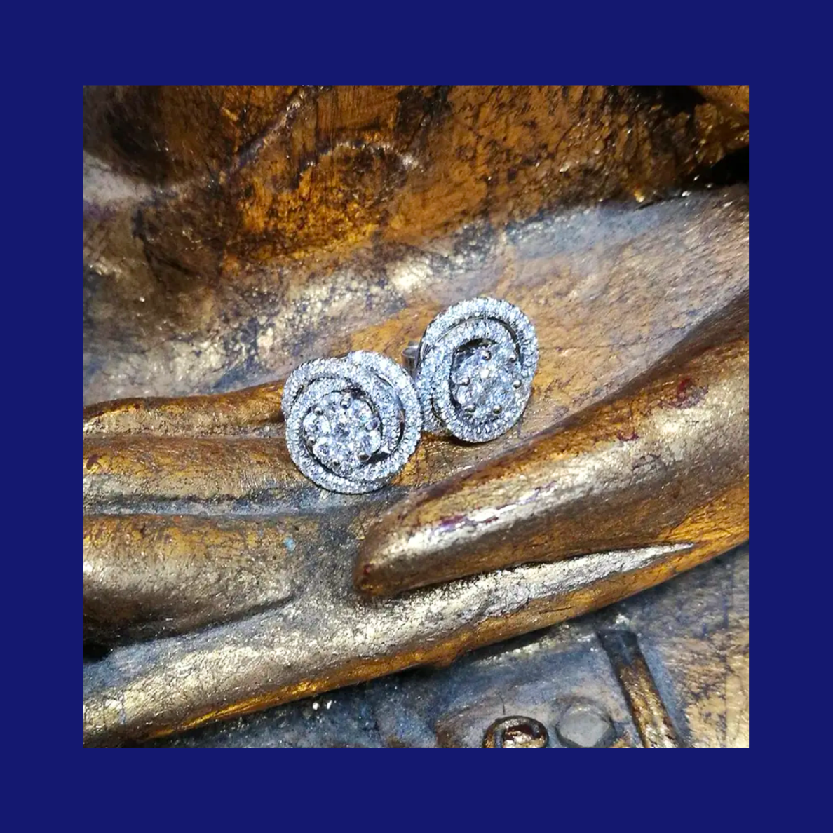 Aretes de Zirconias en montura de Caracol